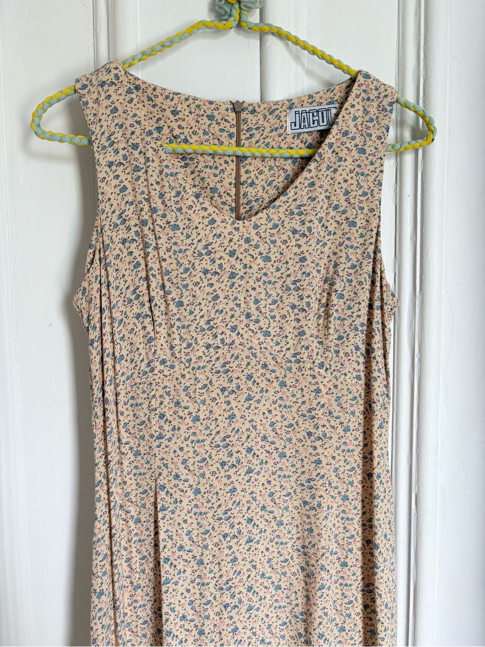 Y2K Vintage Jacob Sleeveless Floral Maxi Dress in Pale Yellow and Blue - Picture 4 of 8